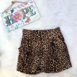 Basic Leopard Print Shorts Size S/M